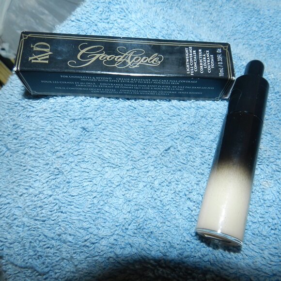 KVD Beauty Good Apple Lightweight Full-Coverage Concealer Light 105 🆕🏃‍♀️‍⚡🚚 - Picture 3 of 14